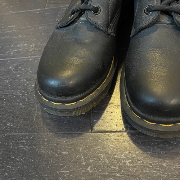 Dr Martens Pascal Boots Shoes Womens US 8 Black Leather 8-eye classic - Picture 6 of 9